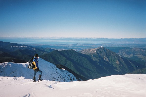 View toward Nelson from main ridge en-route to Mt Arthur